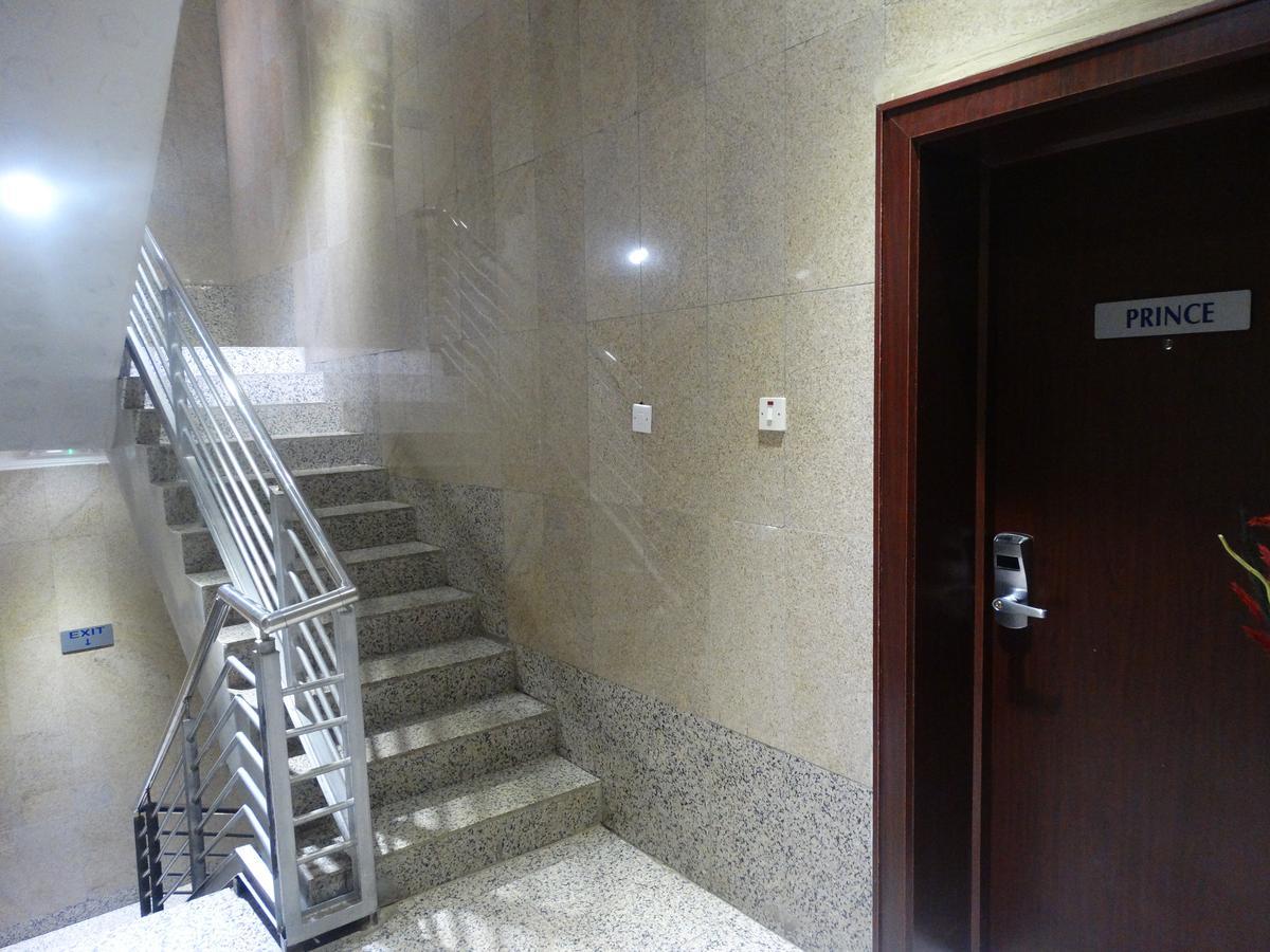 Bolton White Apartments Abuja Exteriör bild