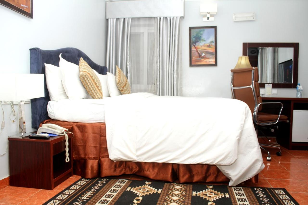 Bolton White Apartments Abuja Exteriör bild