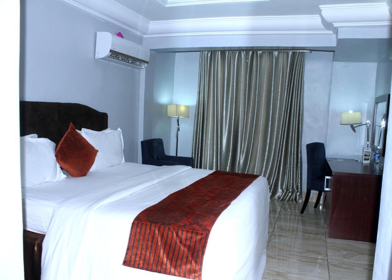 Bolton White Apartments Abuja Exteriör bild